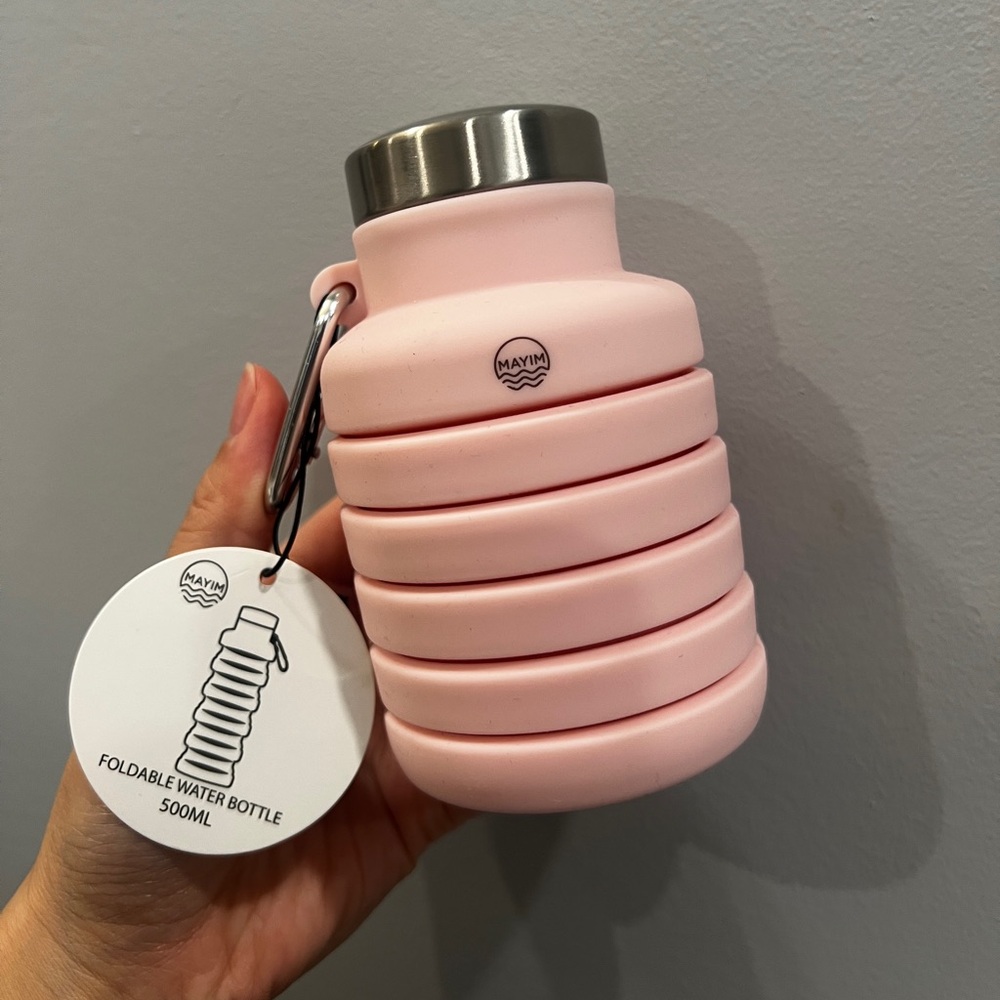 Like New Collapsible Pink 500ML Water Bottle with key ring
